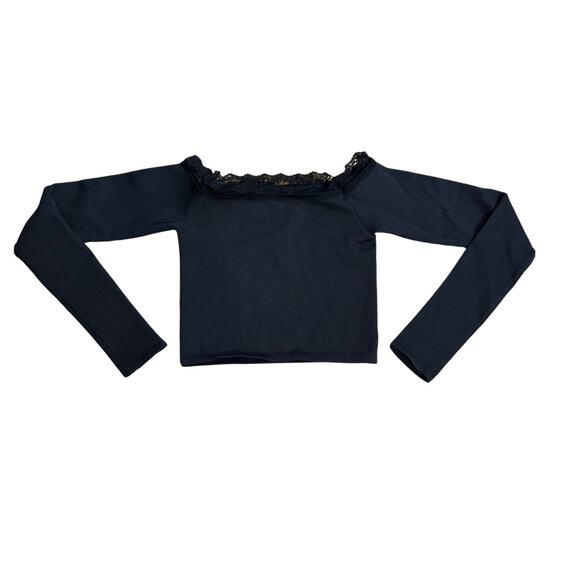 Out From Under Black Off Shoulder Lace Trim Ribbed Crop Top XS/S Long Sleeve - Picture 2 of 3